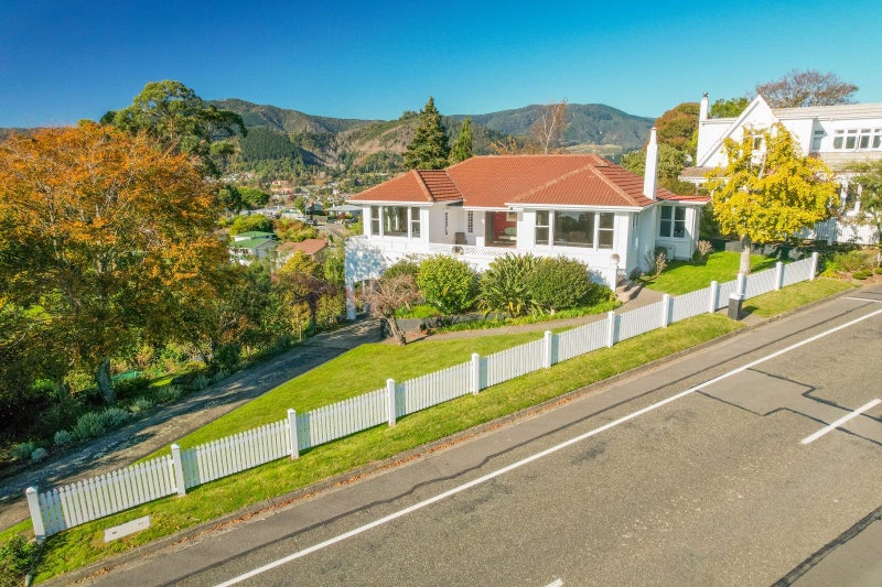 133 Princes Drive, Britannia Heights, Nelson - Carousel 2