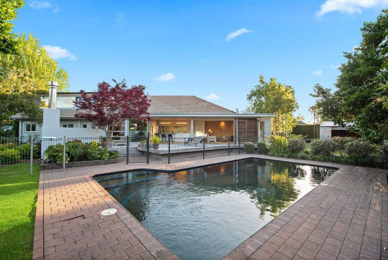 68 Nixon Street, Hamilton East, Hamilton - Carousel 2