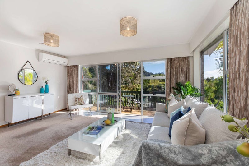 11 Grassmere Road, Henderson Valley, Auckland - Carousel 2