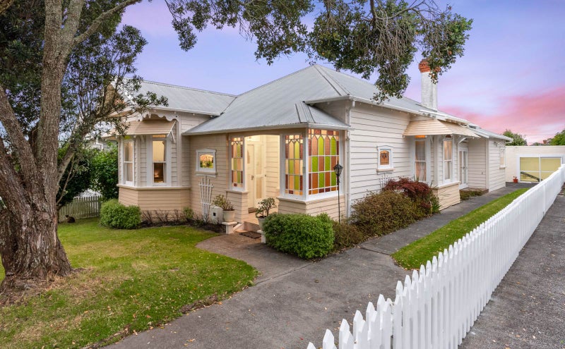3 Elizabeth Street, Mount Eden, Auckland - Carousel 1