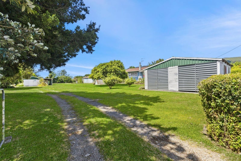 17 Central Takaka Road, Takaka - Carousel 15
