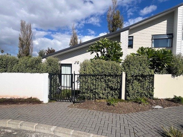 1/30 Alamein Road, Panmure, Auckland - Carousel 2