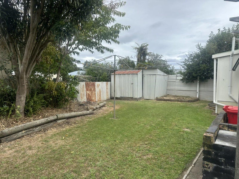 9 Holyoake Street, Whanganui East, Whanganui - Carousel 7