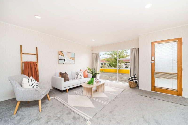 28B Wood Street, Takaro, Palmerston North - Carousel 2