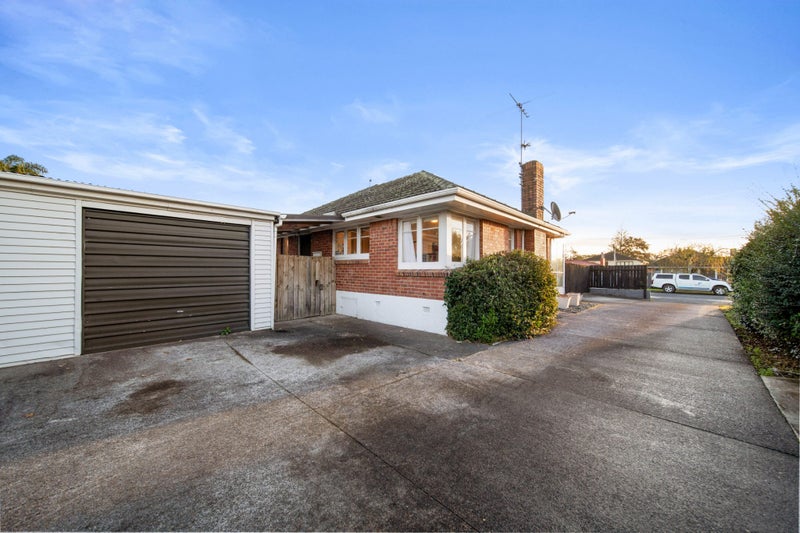 1/31 Graeme Avenue, Māngere East, Auckland - Carousel 21