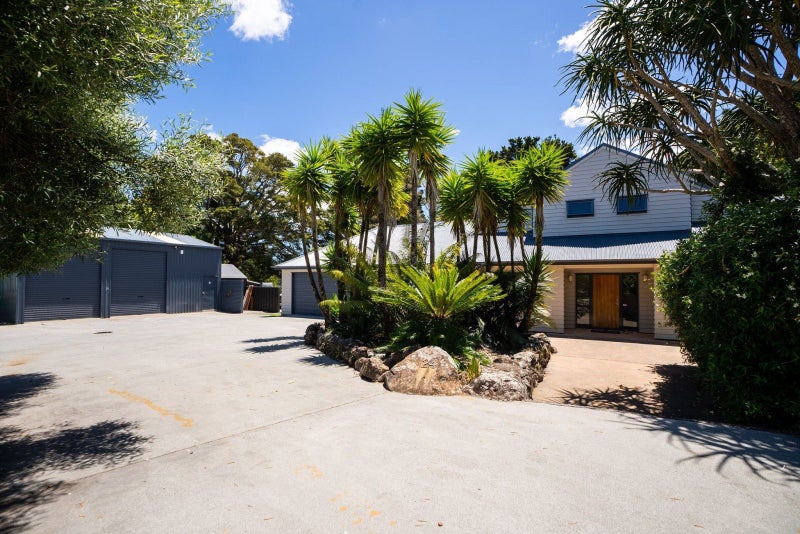 24 Waitaua Road, Kamo - Carousel 1