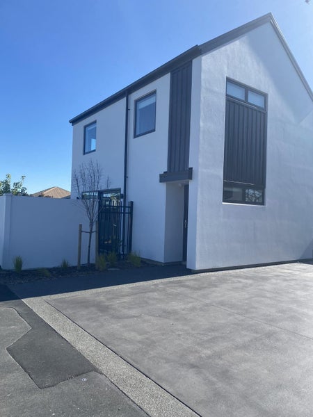 2/114 Cranford Street, St Albans, Christchurch - Carousel 24