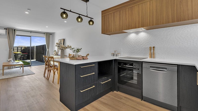 6 Valiant Street, Wigram, Christchurch - Carousel 1