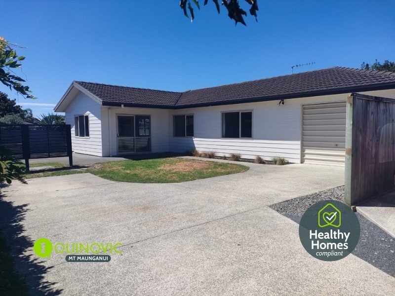 0 Crane Road - Carousel 1