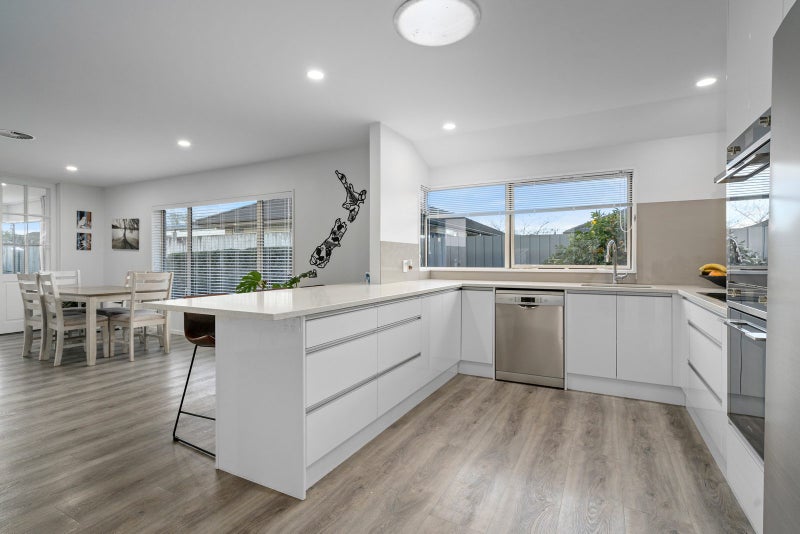 45 Campbell Street, Leamington, Cambridge - Carousel 2