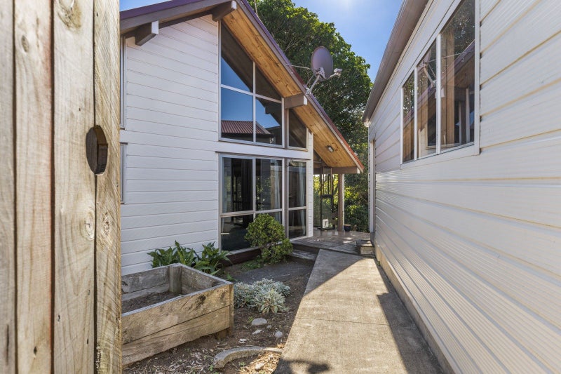 14 Fairfax Terrace, Frankleigh Park, New Plymouth - Carousel 2