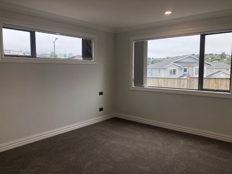 28 Rathmullen Place, Pinehill, Auckland - Carousel 2