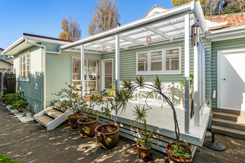 1/1130 New North Road, Mount Albert, Auckland - Carousel 2