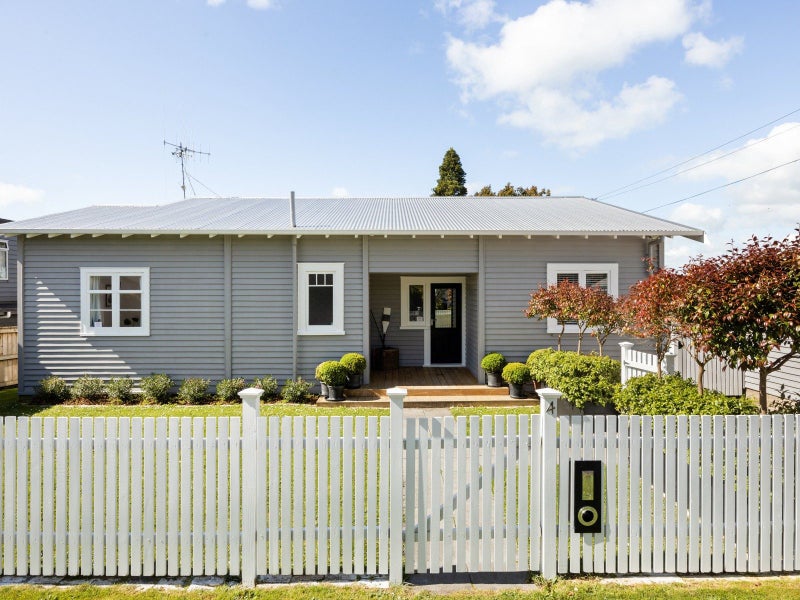 4 Dyer Street, Whitiora, Hamilton - Carousel 2