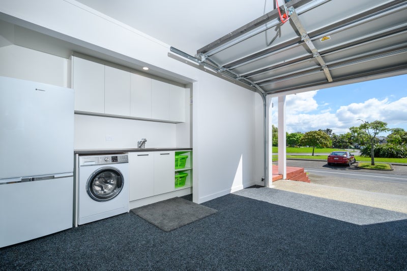68 Provence Esplanade, Te Atatu Peninsula, Auckland - Carousel 26