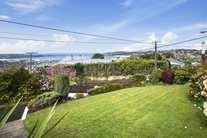 176 Gladstone Road, Dalmore, Dunedin - Carousel 1
