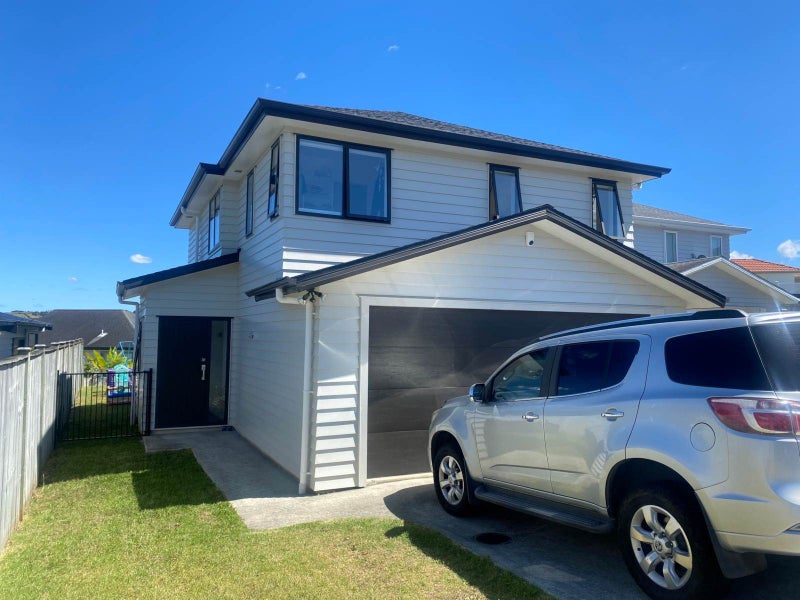 42 Midshipman Court, Gulf Harbour, Whangaparaoa - Carousel 1