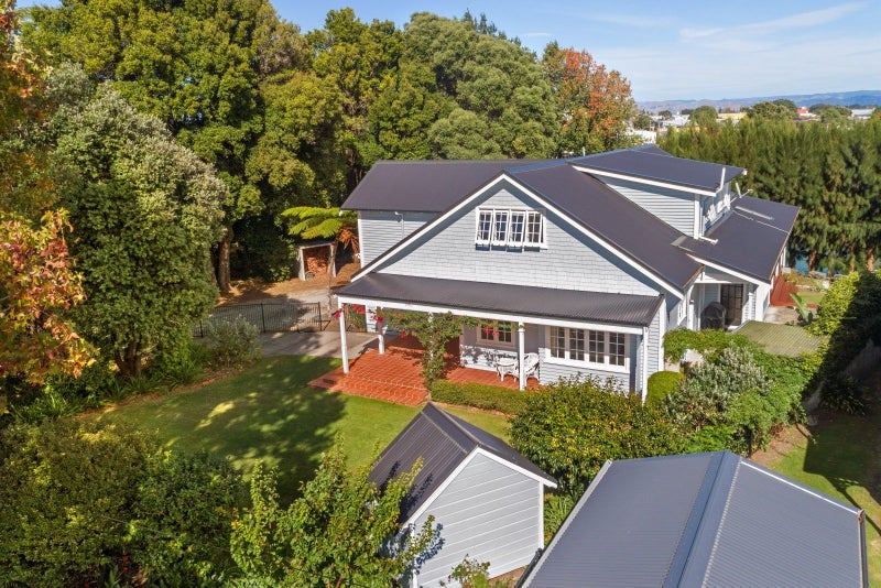 50 Stout Street, Whataupoko, Gisborne - Carousel 2
