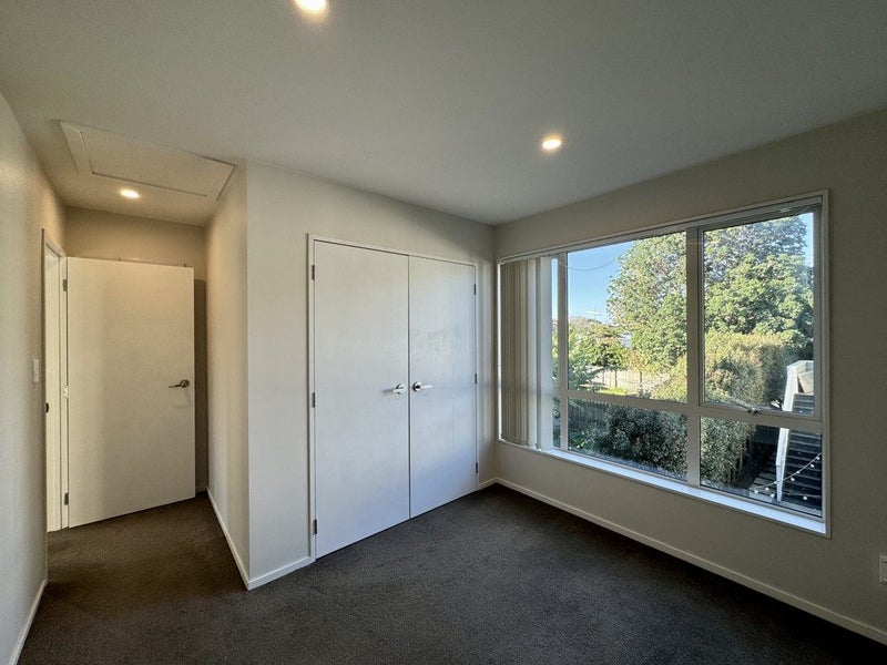 4/137 Victoria Street, Onehunga, Auckland - Carousel 1