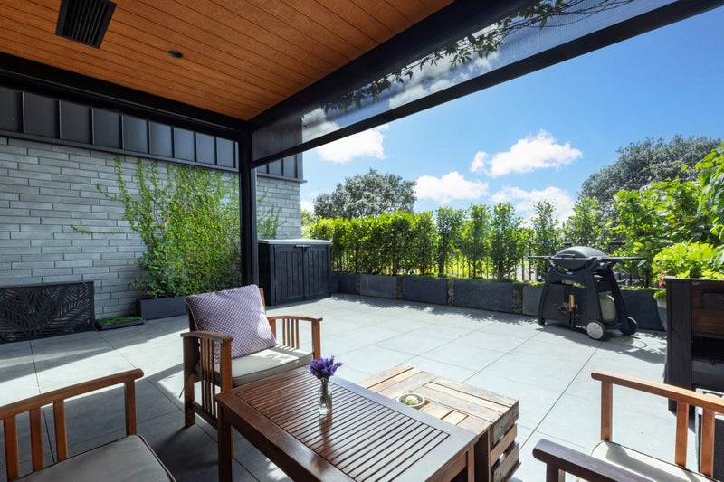 118/64 Victoria Street, Onehunga, Auckland - Carousel 1