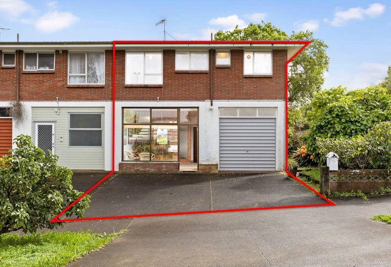 4/16 Clyde Street, Epsom, Auckland - Carousel 1