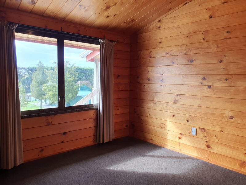 144 Taupaki Road, Henderson - Carousel 2