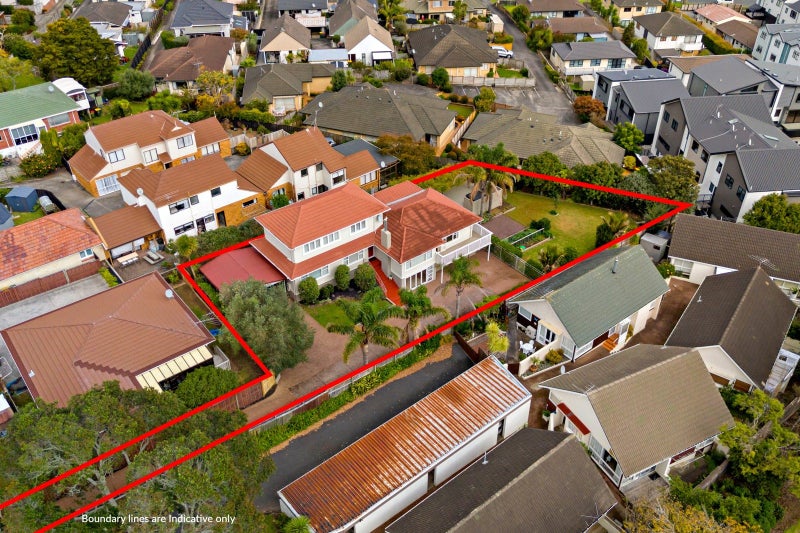 57A Cook Street, Howick, Auckland - Carousel 1