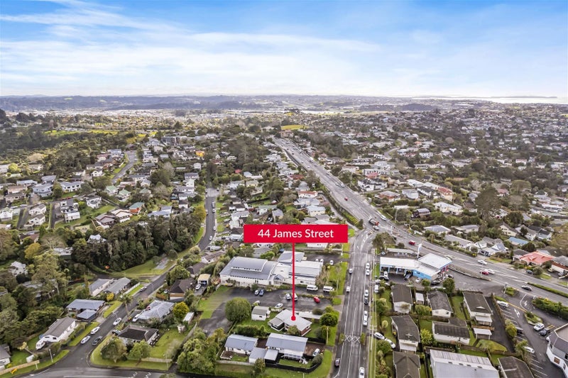 44 James Street, Bayview, Auckland - Carousel 16
