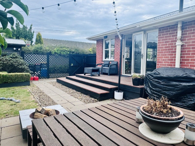 21 Larch Place, Casebrook, Christchurch - Carousel 1
