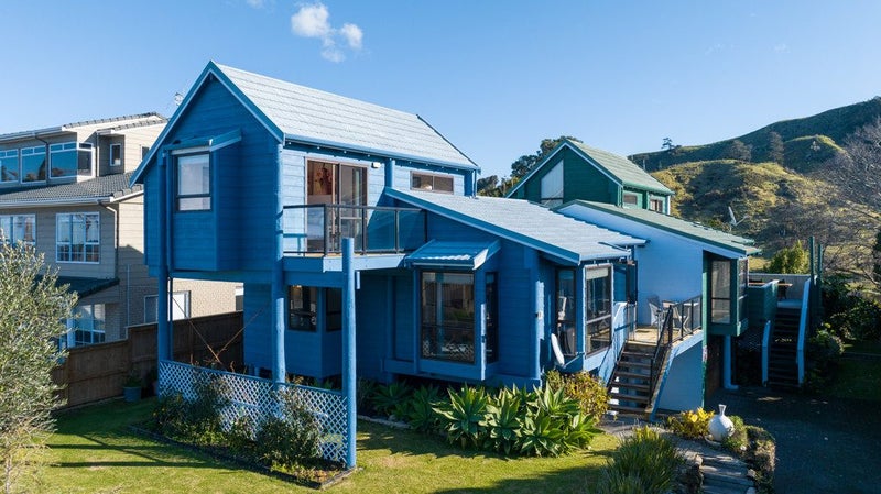 15A Mayor View Terrace, Waihi Beach, Waihi Beach - Carousel 1