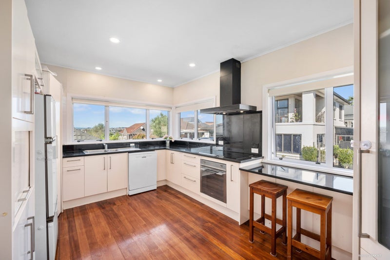 166 Ridge Road, Howick, Auckland - Carousel 1