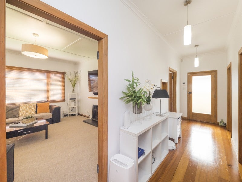 79 Guy Avenue, Takaro, Palmerston North - Carousel 2