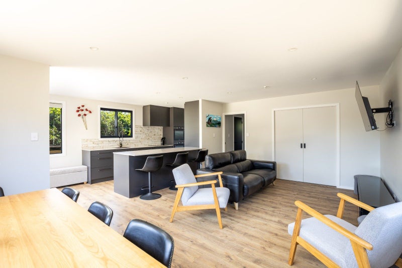 35G Clearmont Crescent, Blagdon, New Plymouth - Carousel 2