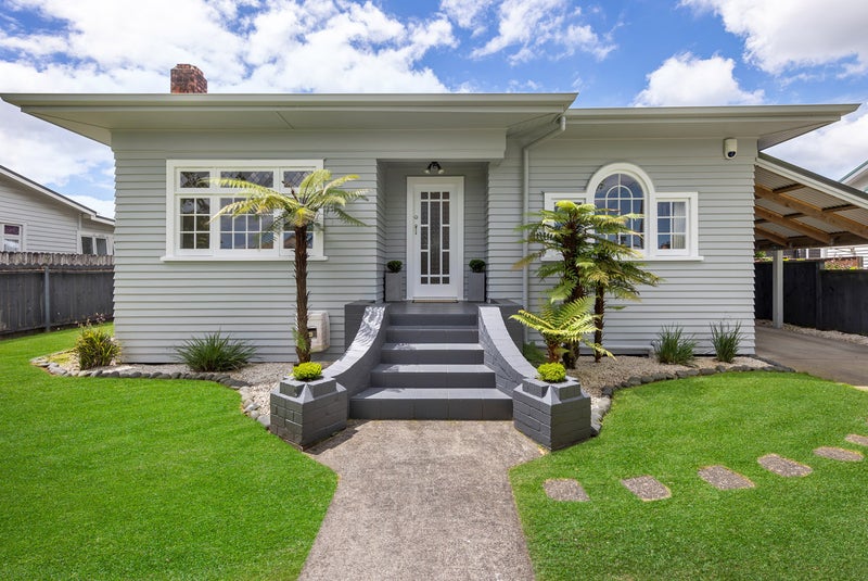32 Kings Road, Mount Roskill, Auckland - Carousel 1