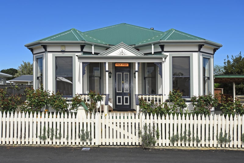 32 Cologne Street, Martinborough - Carousel 1