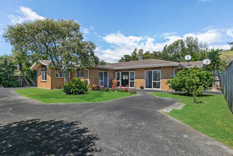 2/21 Scott Avenue, Mangere Bridge, Auckland - Carousel 1