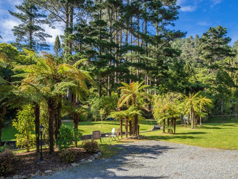 79 Sunny Grove, Wainuiomata, Lower Hutt - Carousel 2