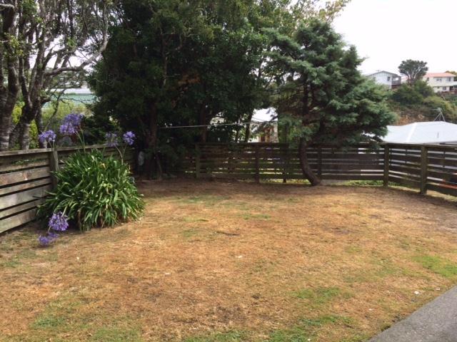 6 Bronwyn Way, Paparangi, Wellington - Carousel 2