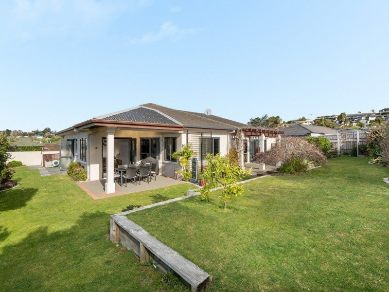 65 Sterling Gate Drive, Bethlehem, Tauranga - Carousel 2