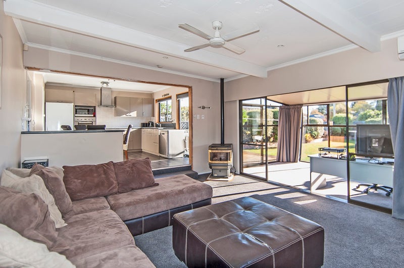 21 Tenby Place, Avondale, Christchurch - Carousel 2