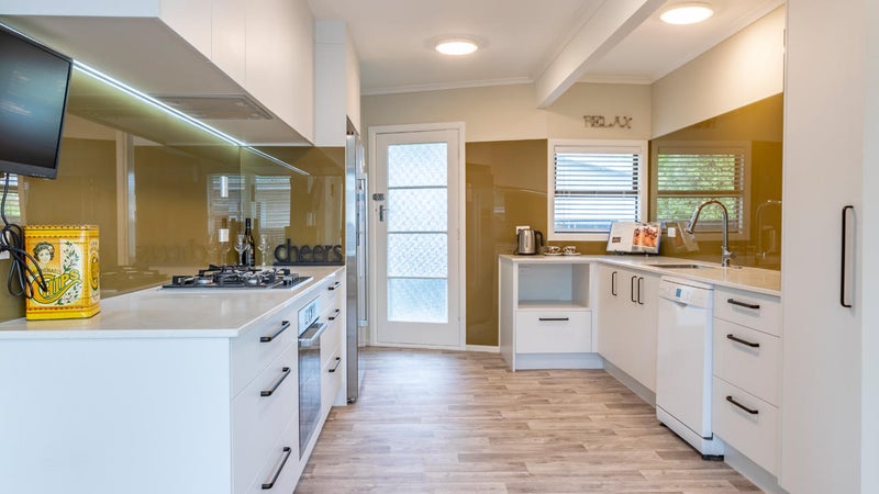 37 Herbert Road, Queenwood, Hamilton - Carousel 2