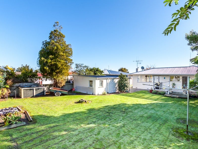 13 Lancaster Street, Highbury, Palmerston North - Carousel 20
