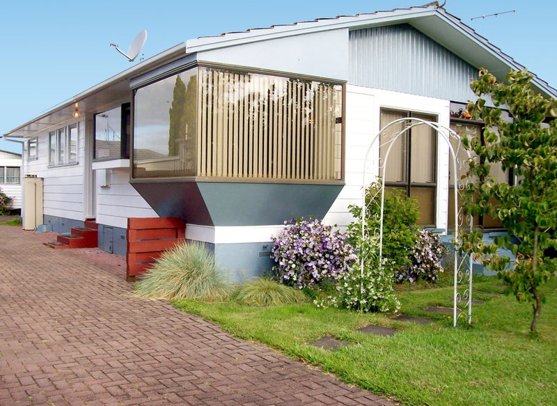 38 Raymond Street, Fairview Downs, Hamilton - Carousel 1