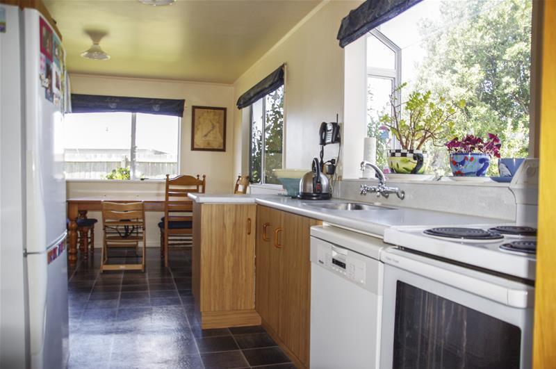 72A South Street, Blenheim - Carousel 2