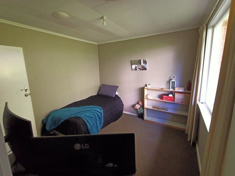 105 Shetland Street, Wakari, Dunedin - Carousel 18