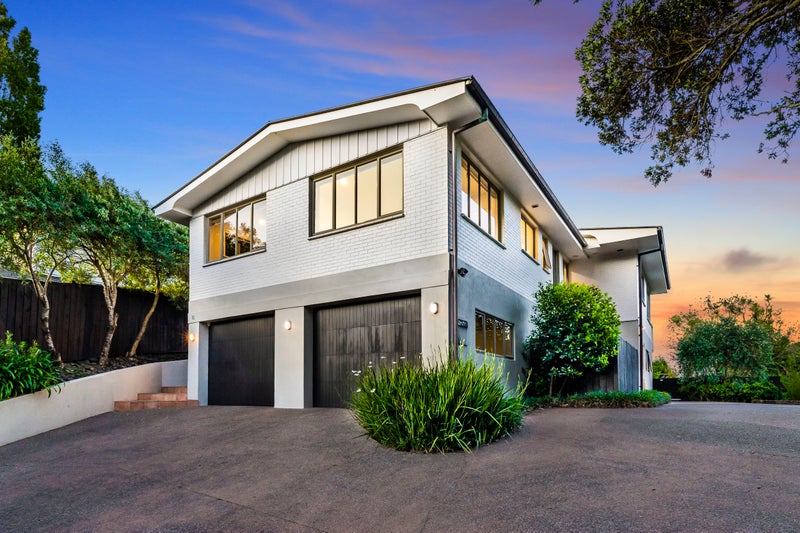 10 Kerry Dell, Cockle Bay, Auckland - Carousel 1