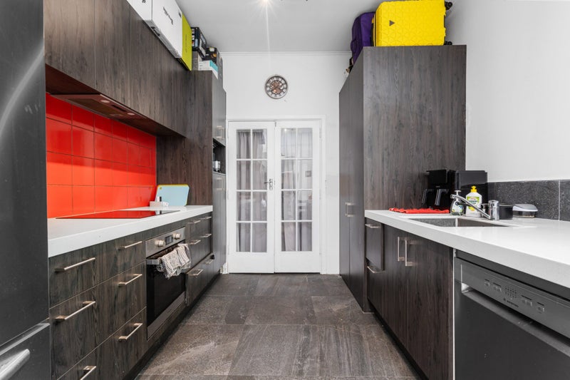 16 Ardtrea Lane, Heathcote Valley, Christchurch - Carousel 2