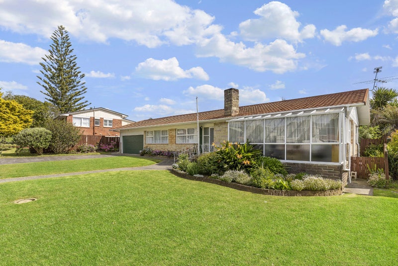 4 Juliet Avenue, Howick, Auckland - Carousel 2