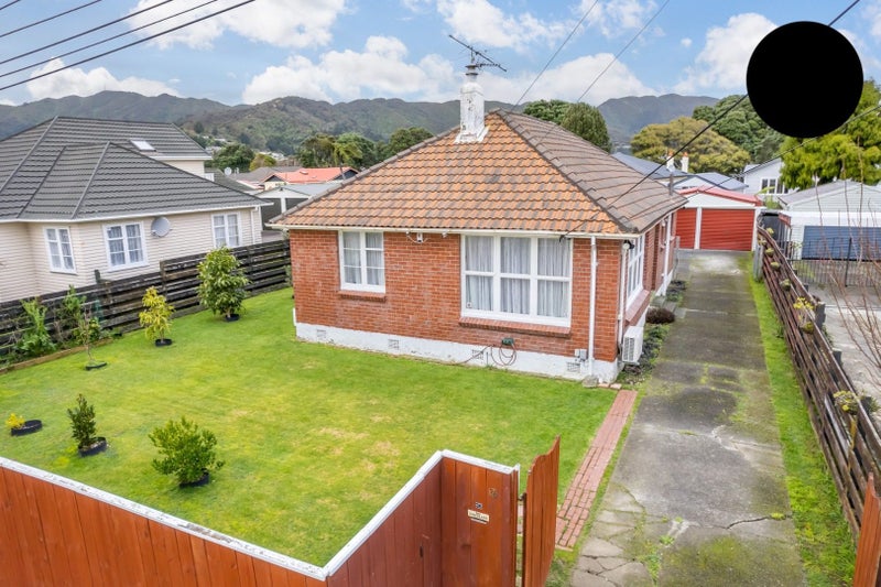 36 Dyer Street, Epuni, Lower Hutt - Carousel 1