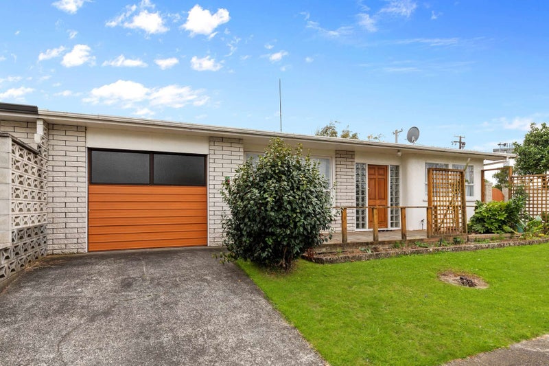 11 Ajax Place, Highbury, Palmerston North - Carousel 1